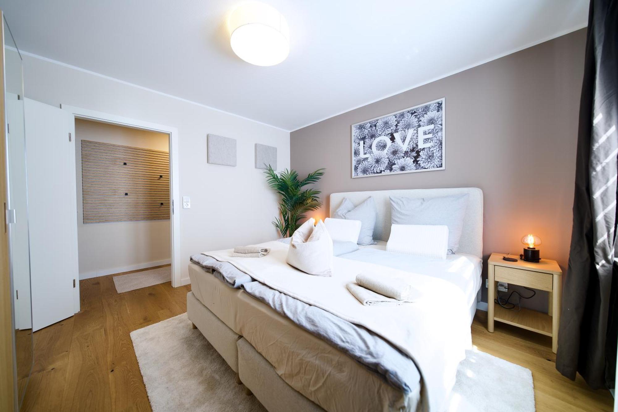 츠비카우 Edler Wohnraum Schwanenteich-Oase Mit Balkon, Kaffeevollautomat, Lift & Parkplatz 아파트 외부 사진
