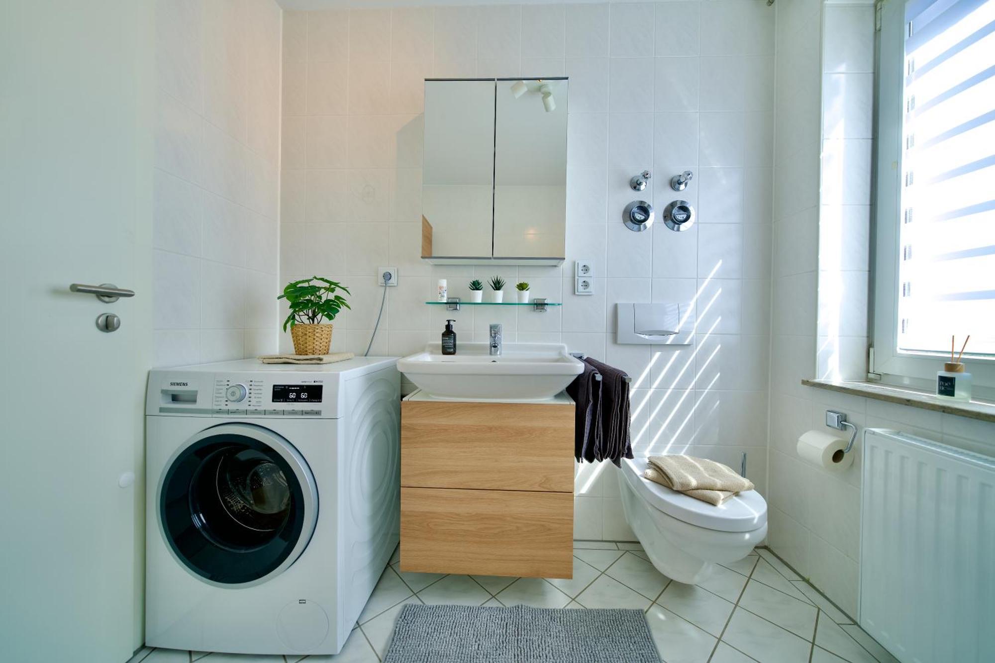 츠비카우 Edler Wohnraum Schwanenteich-Oase Mit Balkon, Kaffeevollautomat, Lift & Parkplatz 아파트 외부 사진