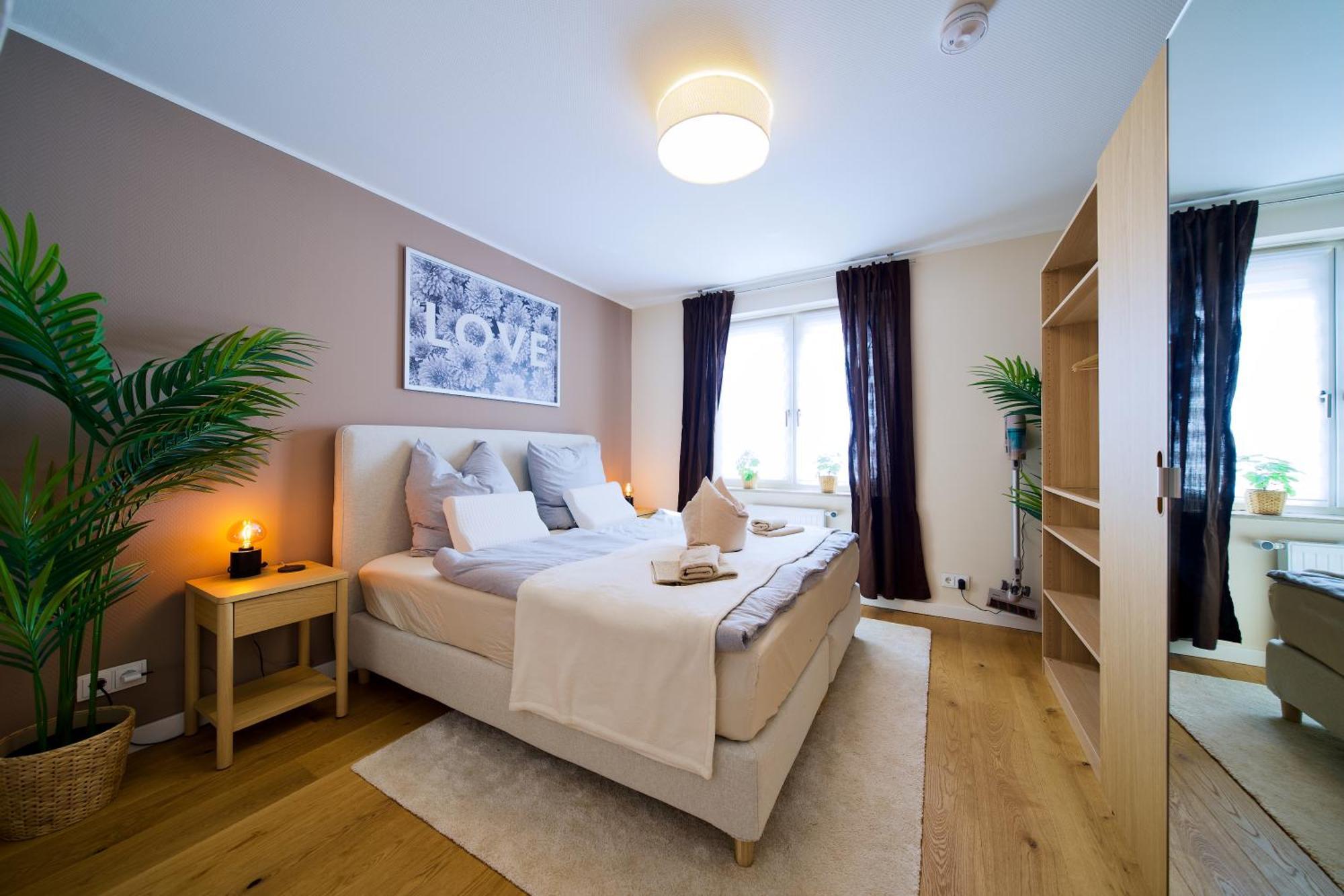 츠비카우 Edler Wohnraum Schwanenteich-Oase Mit Balkon, Kaffeevollautomat, Lift & Parkplatz 아파트 외부 사진